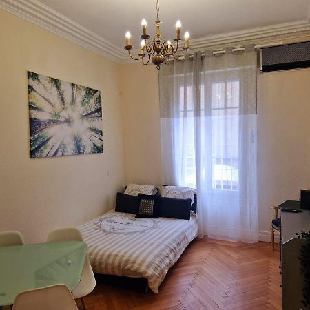 Rivoli SeaSide Apartment Nizza Esterno foto